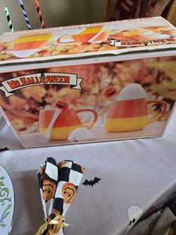 Mr. Halloween Candy Corn Lidded Mugs Set of 2