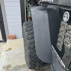 Jeep JKU Front Metal Fenders