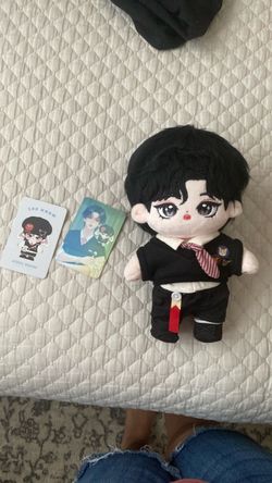 Stray kids Lee know plus