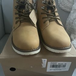 Vepose Kids hiking boots size 3