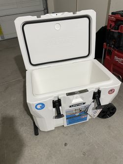 Lifetime Cooler w/ wheels. 55qt.