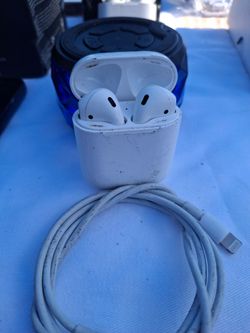 Airpods 2nd generation with lightning charger