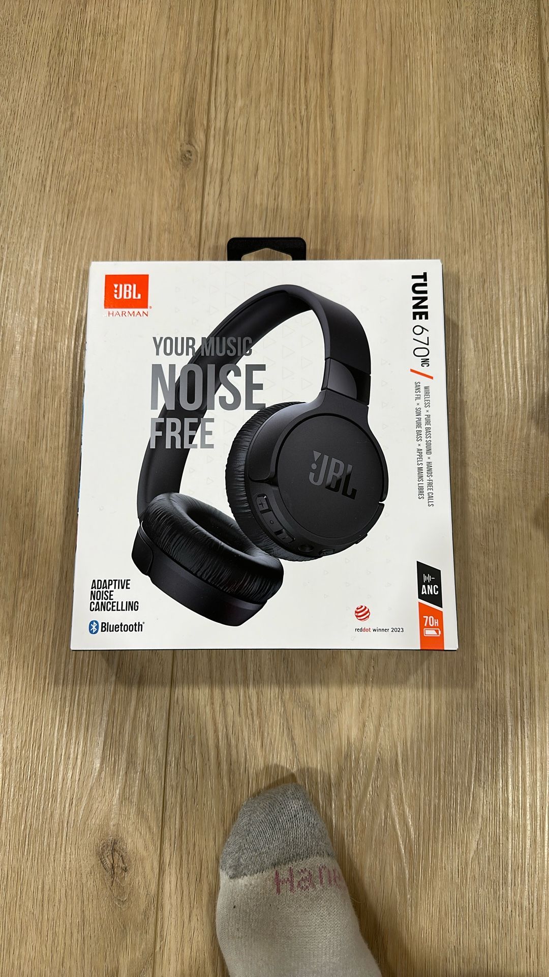 JBL Tune670NC Headphones