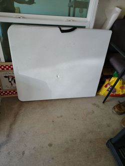 6FT Lifetime White Folding Table
