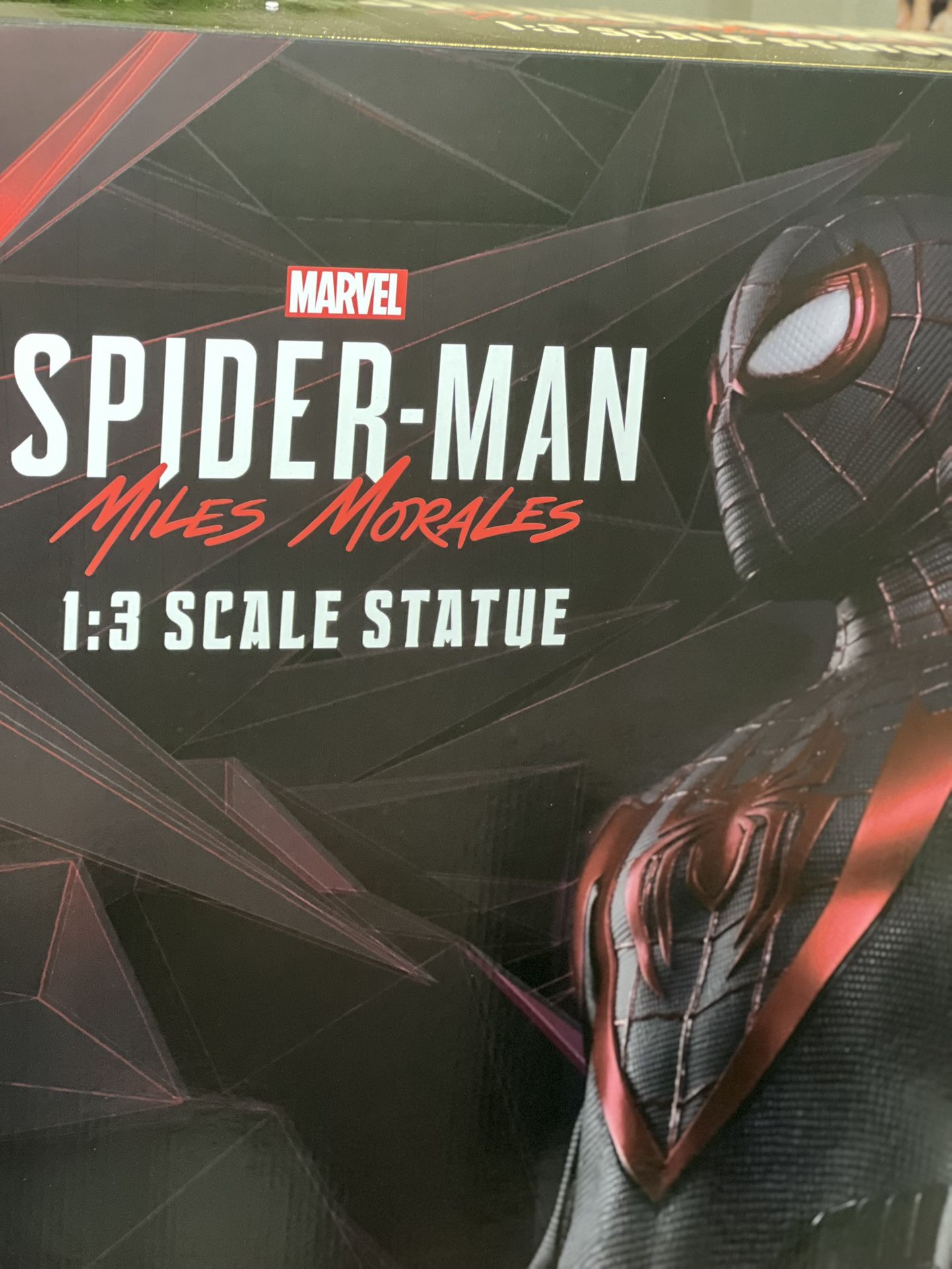 Spider-Man Miles Morales 1:3 Scale Statue