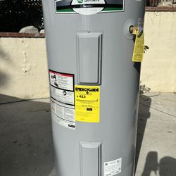 AO Smith Signature Electric water heater 50 gal. 4,500 watts