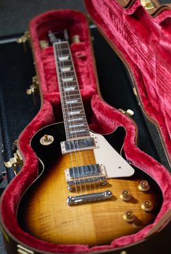 Gibson Les have Paul Standard ’50s Sunburst No trade