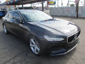 2017 Volvo S90
