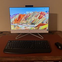 HP All-in-One 21.5 in PC w/ Wireless Keyboard And Mouse 