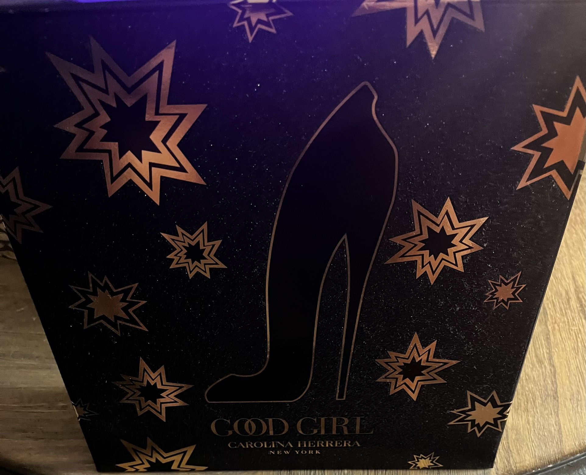 Good Girl Gold perfume