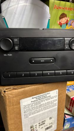 Ford Stereo 