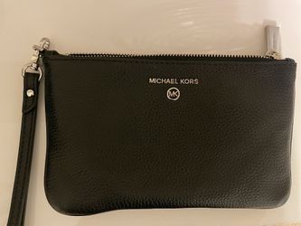 Micheal Kors Wrislet