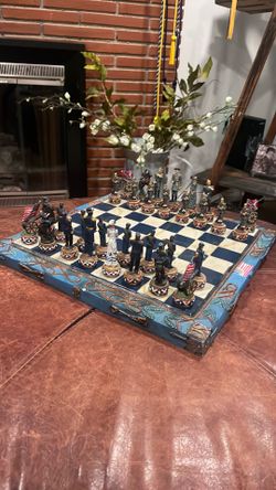 Dragon Crest U.S. Civil War Chess Set - Vintage