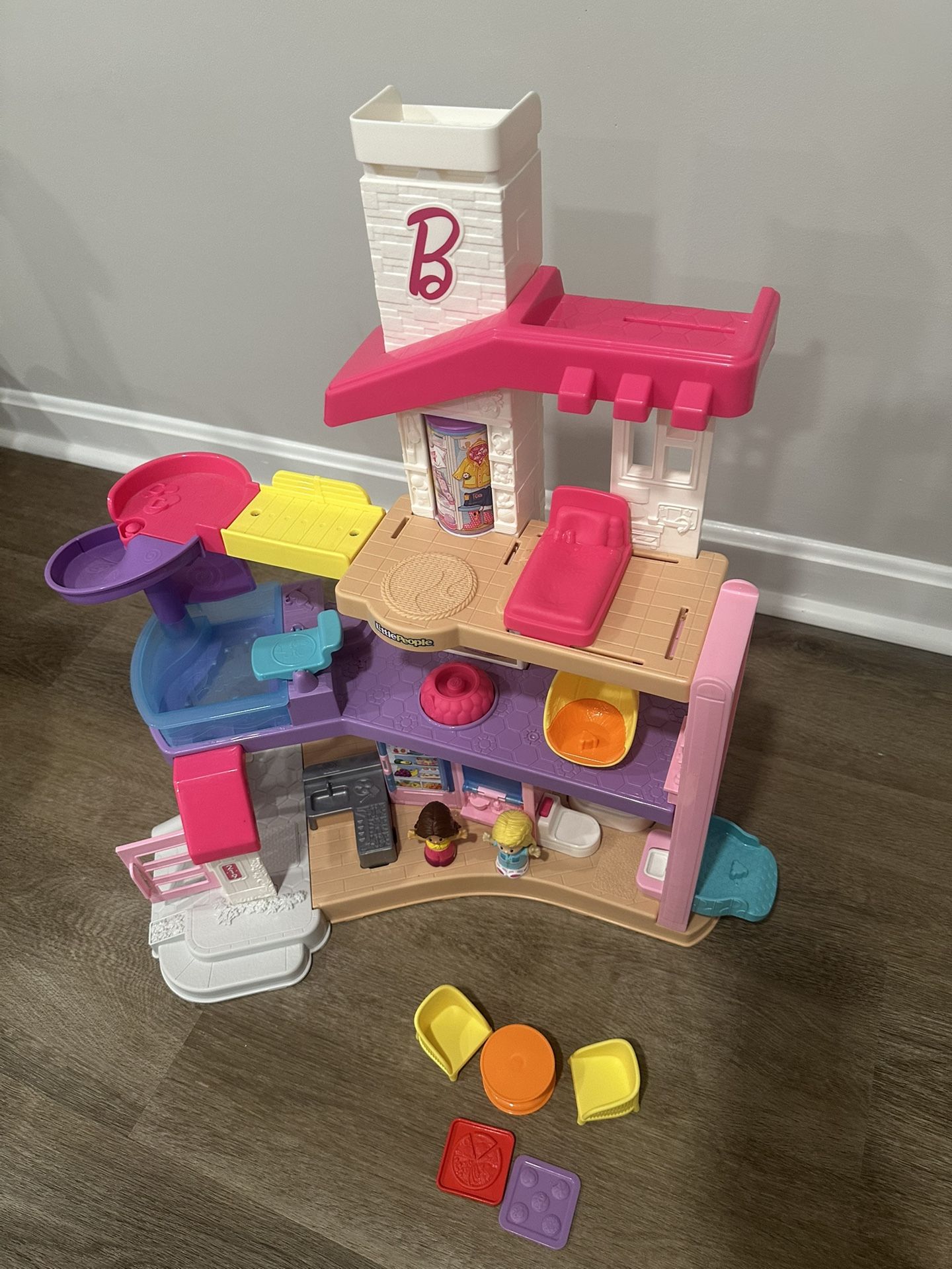 Like New Barbie DreamHouse pretend playset
