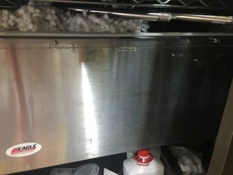 Food warmer 2 compartment preety same with pictures