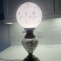 Vintage Antique Lamp (Early 1900’s)
