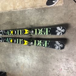 Arctic Edge Skis 165cm With Twin Lip With Bindings