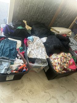 8 Cajas De Ropa Mixta 