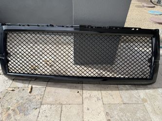 Front Grill 2014-2015 1500 Silverado 