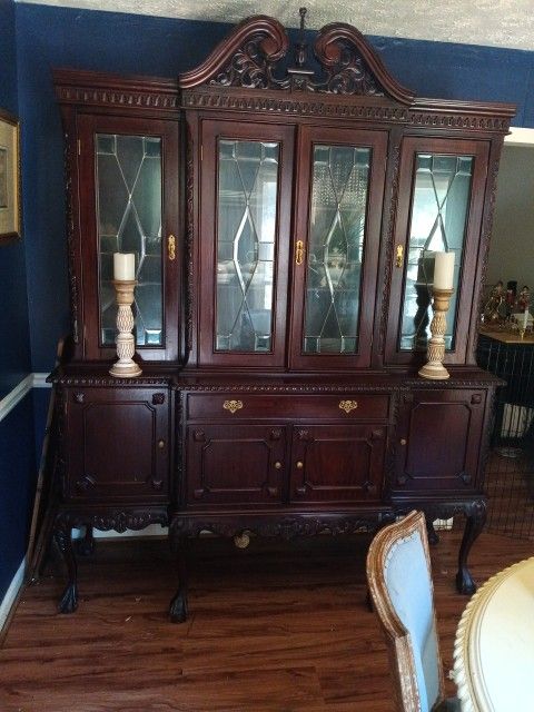 China Hutch Maghony Wood Goes For $500
