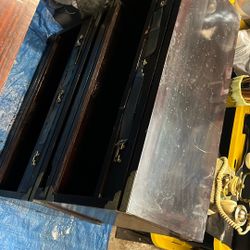 2x Not Real Korean or East Asian cabinet (NEED GONE ASAP)