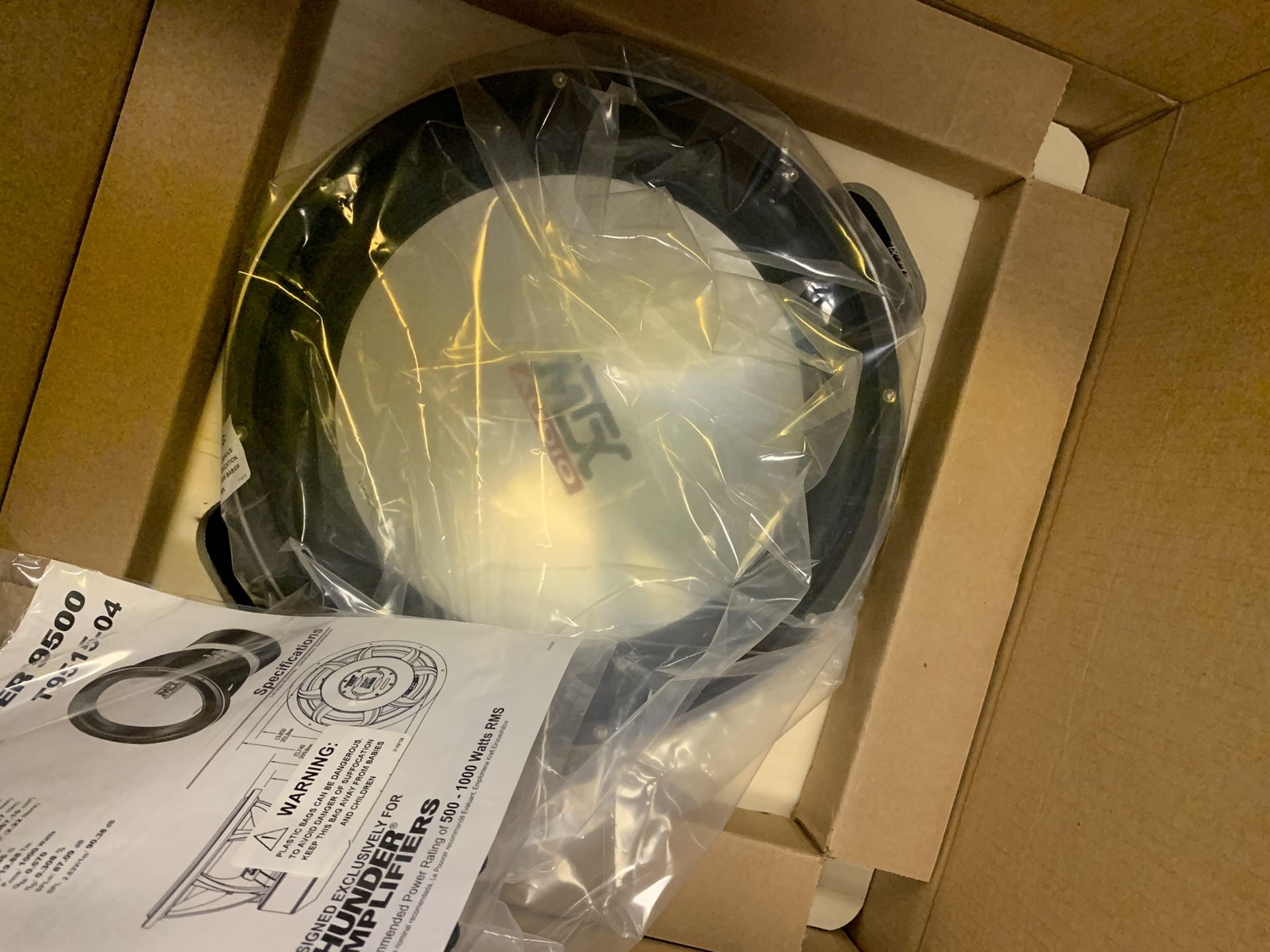 Mtx car audio . Thunder 9500 15 inch car stereo subwoofer 3000 watts