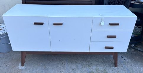 IKEA media center
