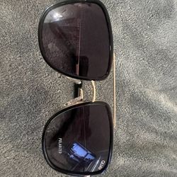 Quay sunglasses