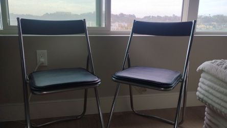 $5 for the set of two chairs Tailgating chairs picnic $5