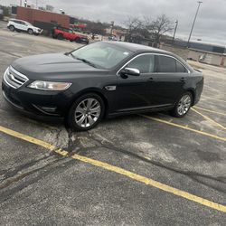 2011 Ford Taurus
