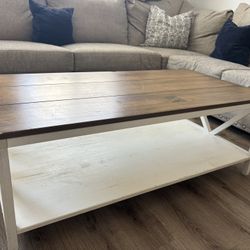 Farmhouse Coffee Table 