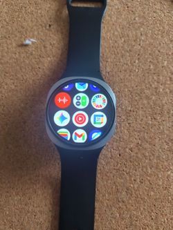 1 month old galaxy watch 8/ 40 mm LTE