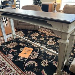 Realyn Counter Height Dining Table with Cubbies