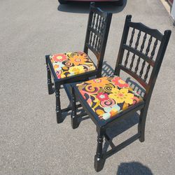 37"x17.5"x16.5" ENGLISH BLACK WOOD CHAIRS. TAPESTRY UPHOLSTERED CUSHIONS.