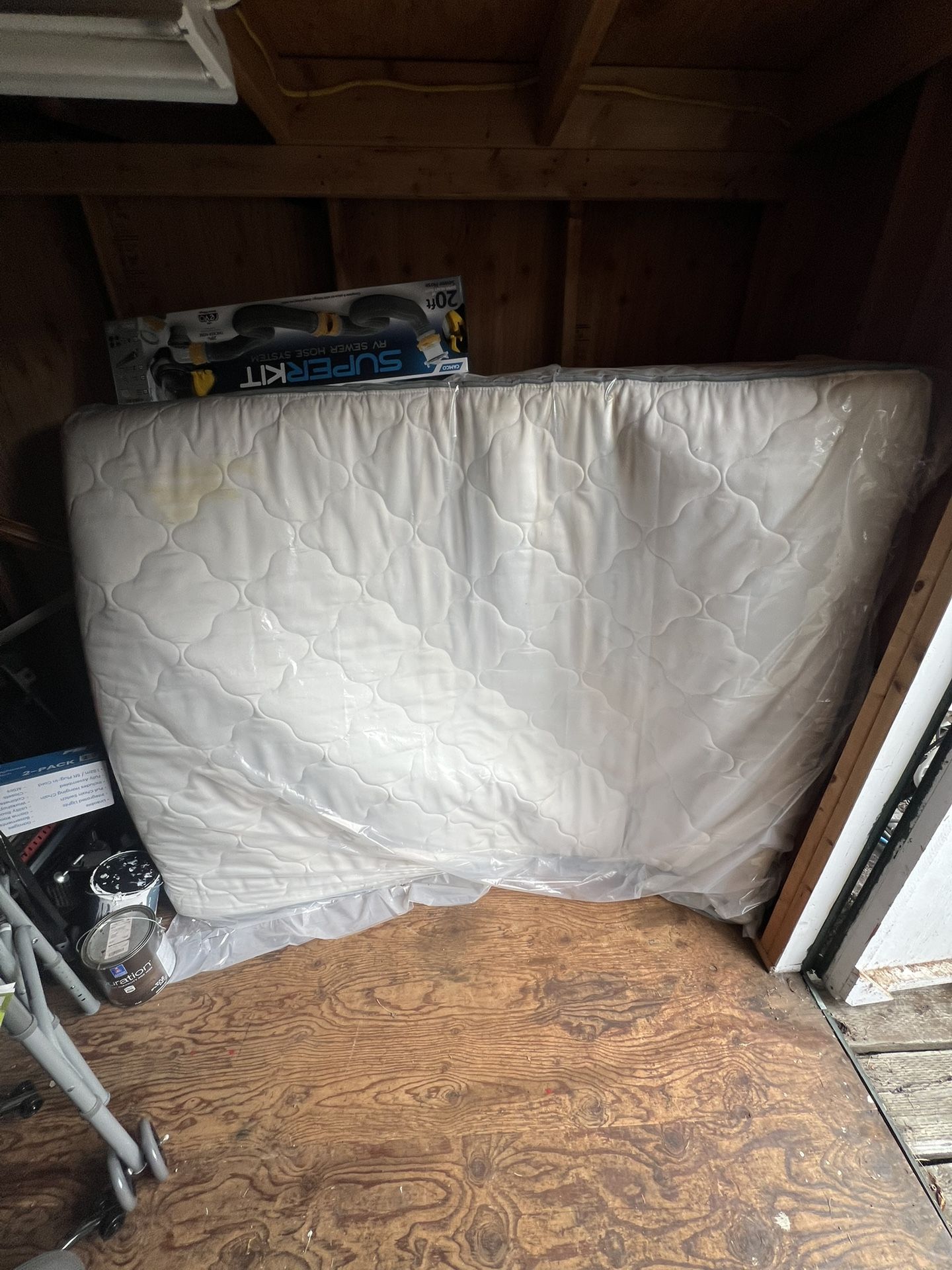 Serta Queen Size Mattress