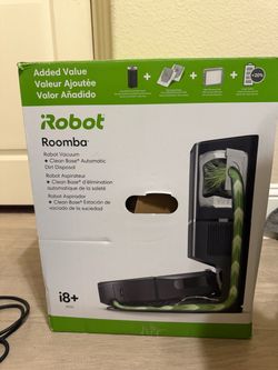 iRobot Roomba i8+ Robot Vacuum with Clean Base