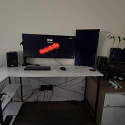 White Desk