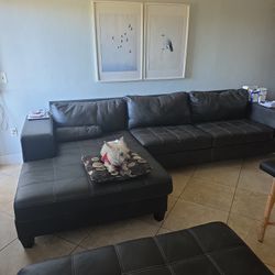 Juegos de Mueble $200 y Comedor 4 sillas $150 solo o separado