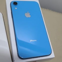 iPhone XR Blue 
