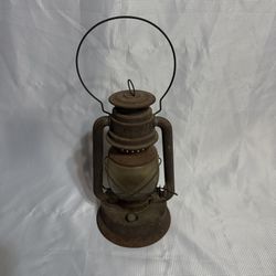 Antique Railroad Lantern Kerosene Lamp 