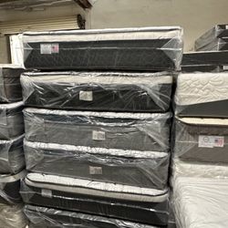 Full Size Mattress Pillow Top 12"   New Mattress In A Plastic Sealed 