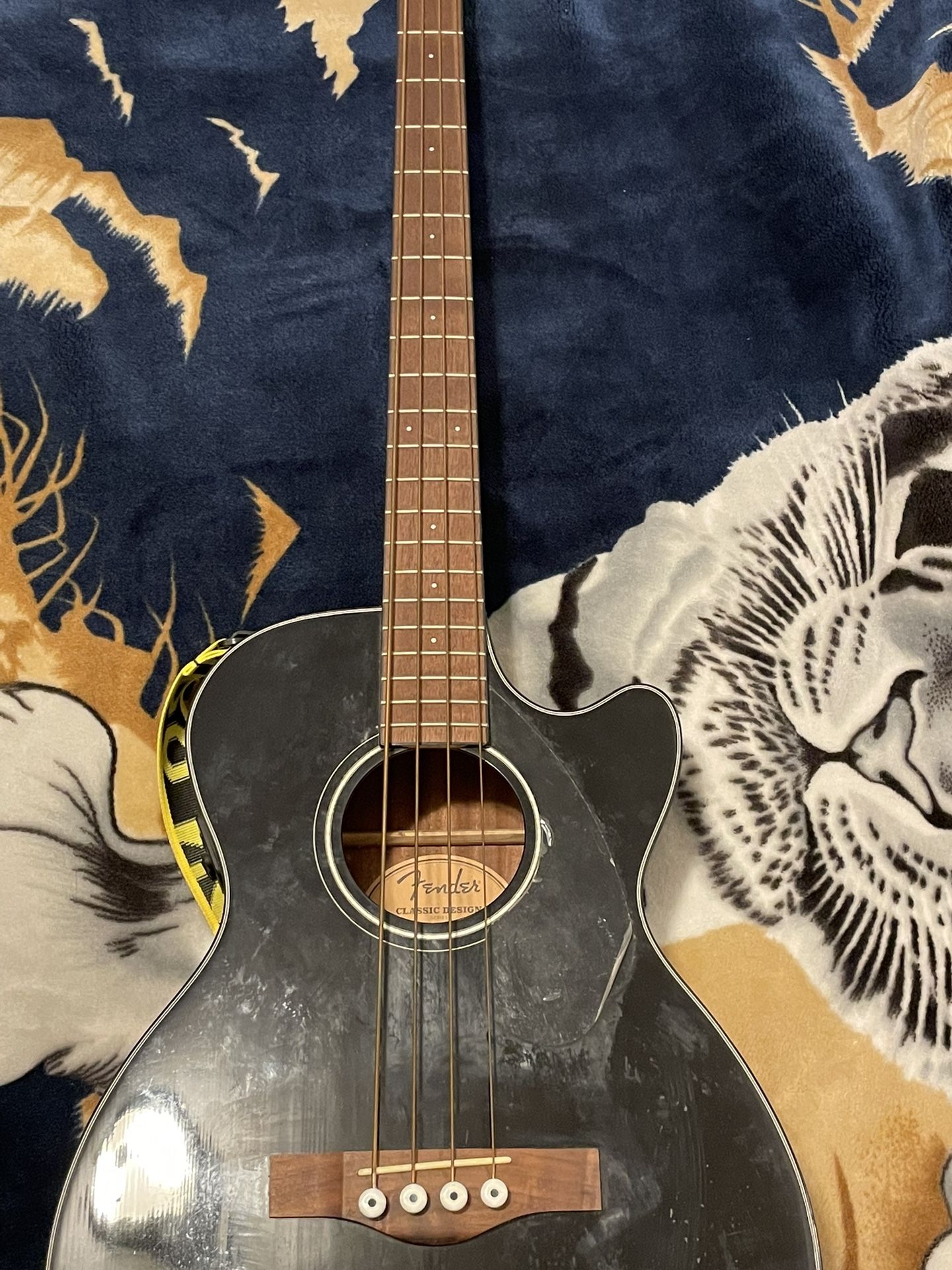 Fender Acoustic Bass