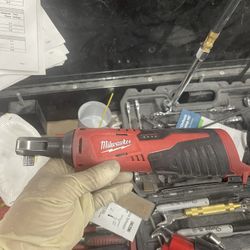 Milwaukee 2457-20 M12 Cordless 3/8" Lithium-Ion Ratchet.  Tool Only