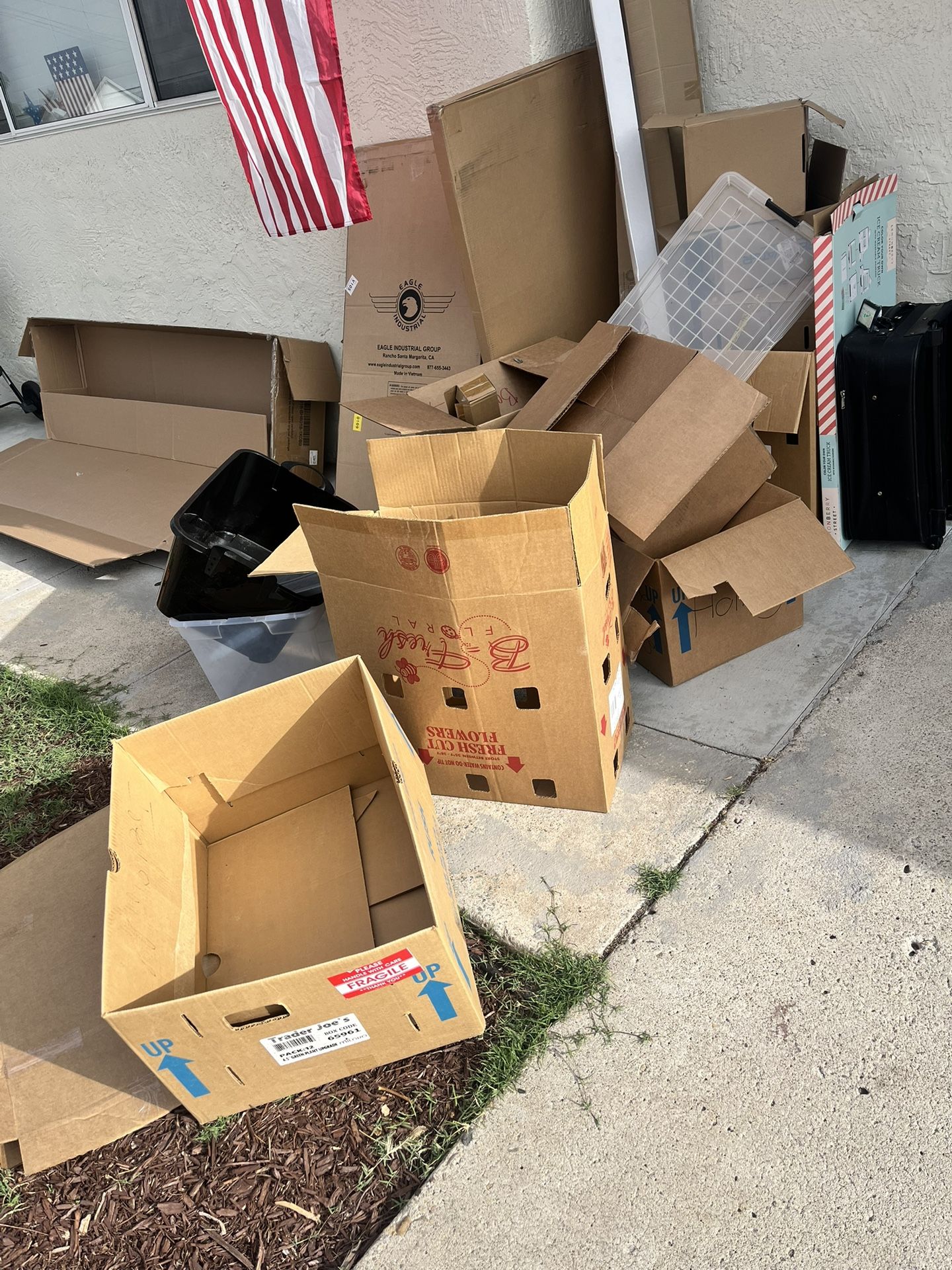 Free Boxes