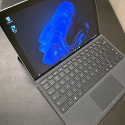 Surface Pro (5th Gen) 8GB I5