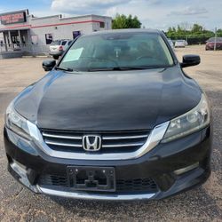 2015 Honda Accord From $ 1490 Down