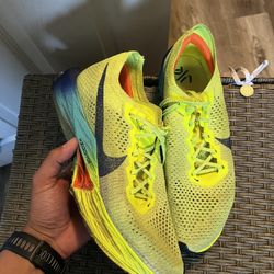 Nike Vaporfly Size 11