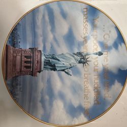 1985 Gorham Michael Hagel Statue of Liberty plate
