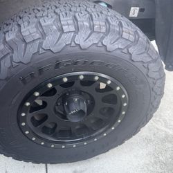 method beadlocks black and 33s ko2