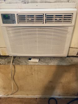 Window A.c. 15,000 btu